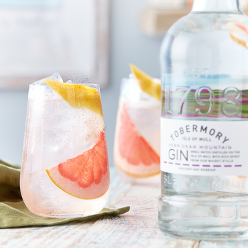Award winning gin in a glass by Tobermory