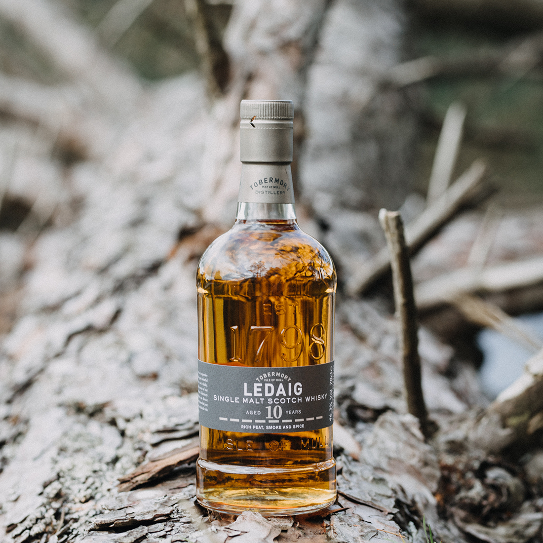 Ledaig 10 year scotch single malt whisky bottle