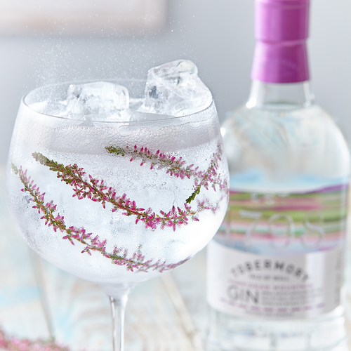 Award winning gin by Tobermory